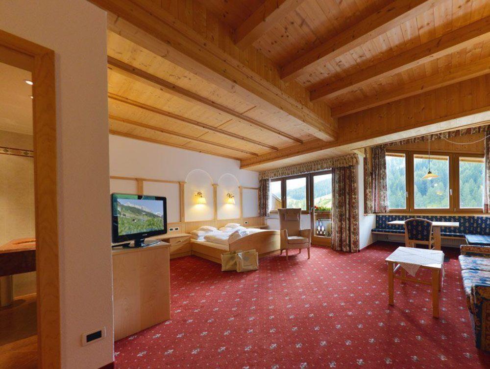 Hotel Diamant San Cassiano  Exterior foto